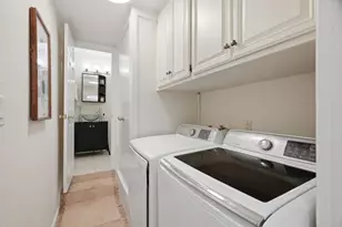 10530 N Portal Ave, Cupertino, CA 95014 - Photo 22