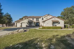 900 Via Vaquero Norte, San Juan Bautista, CA 95045 - Photo 1