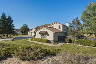 900 Via Vaquero Norte, San Juan Bautista, CA 95045 - Photo 2