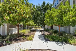 350 Circuit Wy, Mountain View, CA 94043 - Photo 32