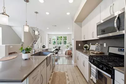 350 Circuit Way, Mountain View, CA 94043 - Photo 16