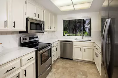 5022 Treaty Ct, San Jose, CA 95136 - Photo 4