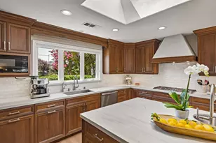 1068 Rose Ave, Mountain View, CA 94040 - Photo 6