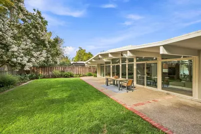 724 Ames Ave, Palo Alto, CA 94303 - Photo 30
