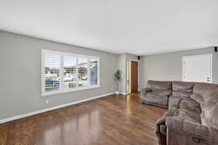 929 Lake Village Dr, Watsonville, CA 95076 - Photo 8