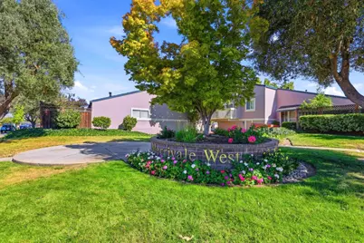 1349 Merrivale West Sq, San Jose, CA 95117 - Photo 36