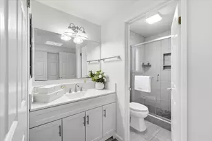 5643 Strawflower, San Jose, CA 95118 - Photo 22