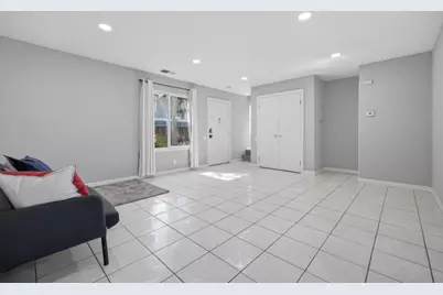1355 McQuesten C, San Jose, CA 95122 - Photo 4