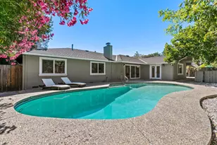 20005 Scotland Dr, Saratoga, CA 95070 - Photo 32