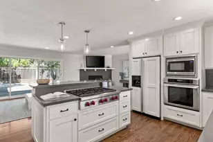 20005 Scotland Dr, Saratoga, CA 95070 - Photo 10