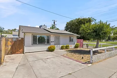 521 Oregon St, Manteca, CA 95337 - Photo 2