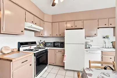 1042 Plymouth Ave, San Francisco, CA 94112 - Photo 10