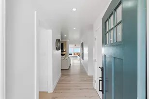 141 Rishell Dr, Oakland, CA 94619 - Photo 2