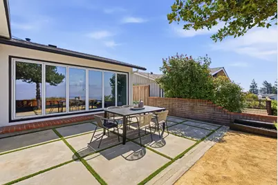 141 Rishell Dr, Oakland, CA 94619 - Photo 32