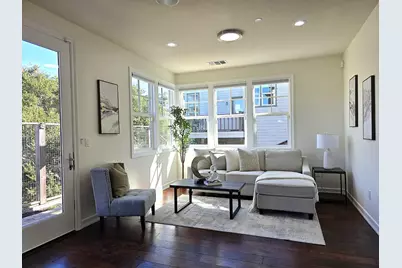 39 Live Oak Dr, San Mateo, CA 94403 - Photo 4