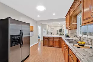 621 MacArthur Ave, Redwood City, CA 94063 - Photo 8