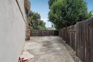 9021 Posada Way, Sacramento, CA 95826 - Photo 30