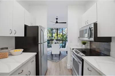 126 Shorebird Cir, Redwood City, CA 94065 - Photo 8