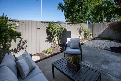 858 Erickson Ln, Foster City, CA 94404 - Photo 22
