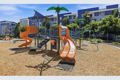 1949 Mahuron Cir, San Jose, CA 95133 - Photo 56