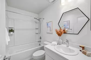 1949 Mahuron Cir, San Jose, CA 95133 - Photo 30