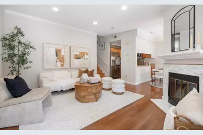 977 Warburton Ave 203, Santa Clara, CA 95050 - Photo 2