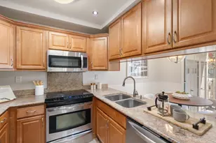 977 Warburton Ave 203, Santa Clara, CA 95050 - Photo 8