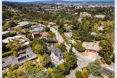 2835 Hillside Dr, Burlingame, CA 94010 - Photo 76