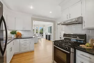 3723 Alameda de las Pulgas, Menlo Park, CA 94025 - Photo 2