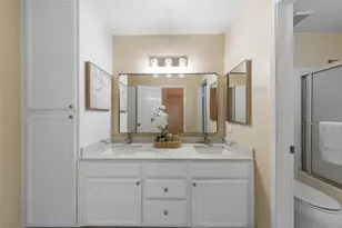 2584 Yerba Bank Ct, San Jose, CA 95121 - Photo 16