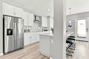 220 Waters Park Cir 101, San Mateo, CA 94403 - Photo 6