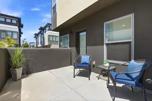 220 Waters Park Cir 101, San Mateo, CA 94403 - Photo 28