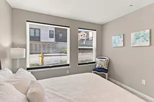 220 Waters Park Cir 101, San Mateo, CA 94403 - Photo 12