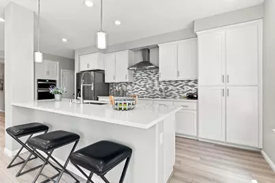 220 Waters Park Cir 101, San Mateo, CA 94403 - Photo 2