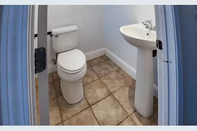 976 Whitehall Ln, Brentwood, CA 94513 - Photo 4