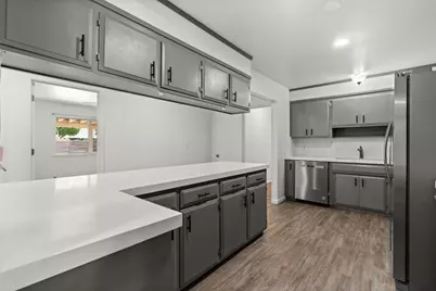 190 W McKenzie Ave, Stockton, CA 95204 - Photo 8