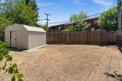 190 W McKenzie Ave, Stockton, CA 95204 - Photo 30