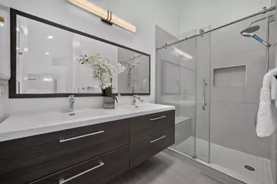 18 Tyrella Ct, Mountain View, CA 94043 - Photo 26