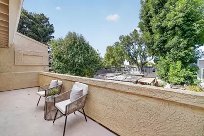 18 Tyrella Ct, Mountain View, CA 94043 - Photo 32