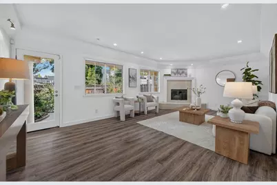 18 Tyrella Ct, Mountain View, CA 94043 - Photo 2