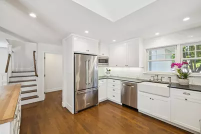 1016 Greenwood Dr, Menlo Park, CA 94025 - Photo 12