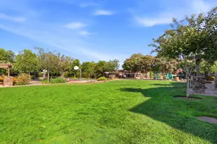 143 Sapphire Ln, Morgan Hill, CA 95037 - Photo 6