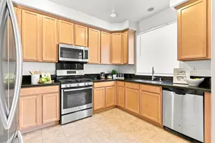 143 Sapphire Ln, Morgan Hill, CA 95037 - Photo 8