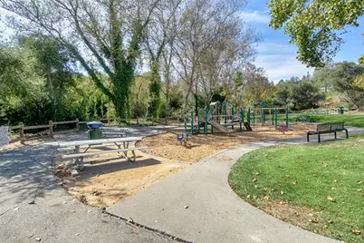 73 Firethorne Way, Watsonville, CA 95076 - Photo 36