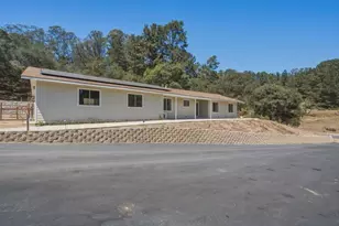 819 Lewis Rd, Royal Oaks, CA 95076 - Photo 2
