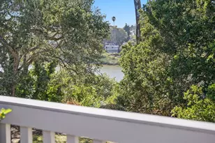 21147 E Cliff Dr, Santa Cruz, CA 95062 - Photo 4