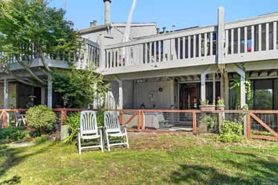 21147 E Cliff Dr, Santa Cruz, CA 95062 - Photo 36