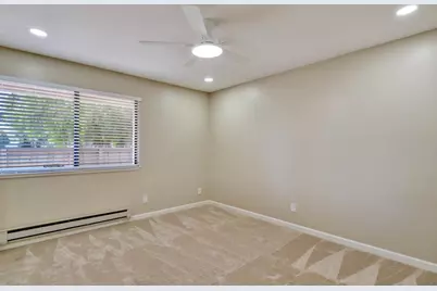 1079 N Abbott Ave, Milpitas, CA 95035 - Photo 22