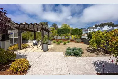656 Terrace Ave, Half Moon Bay, CA 94019 - Photo 6