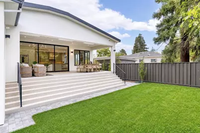 979 Lawrence Ln, Palo Alto, CA 94303 - Photo 18